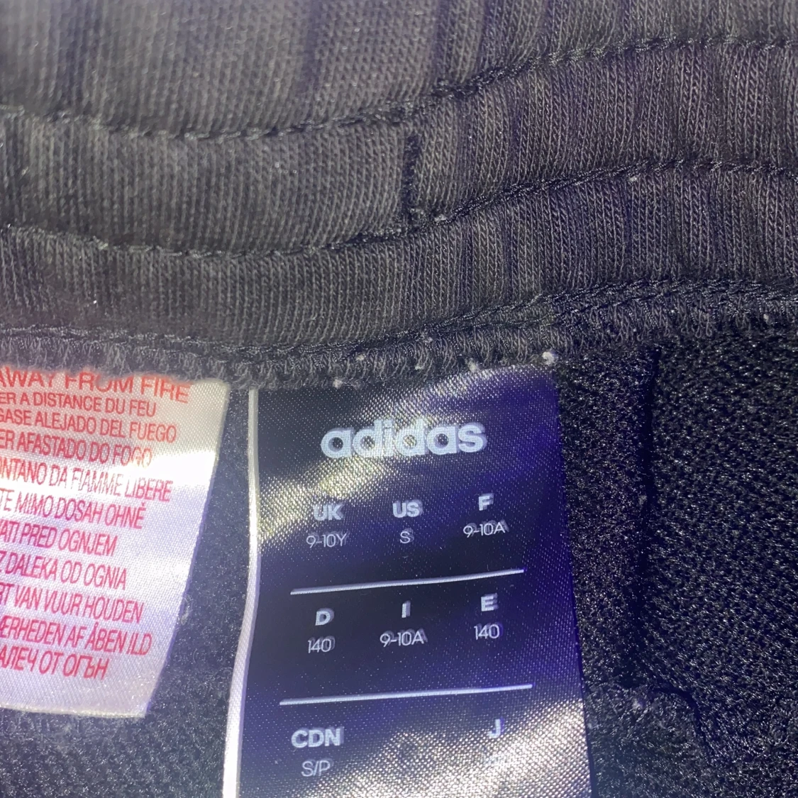 Adidas shorts - 90