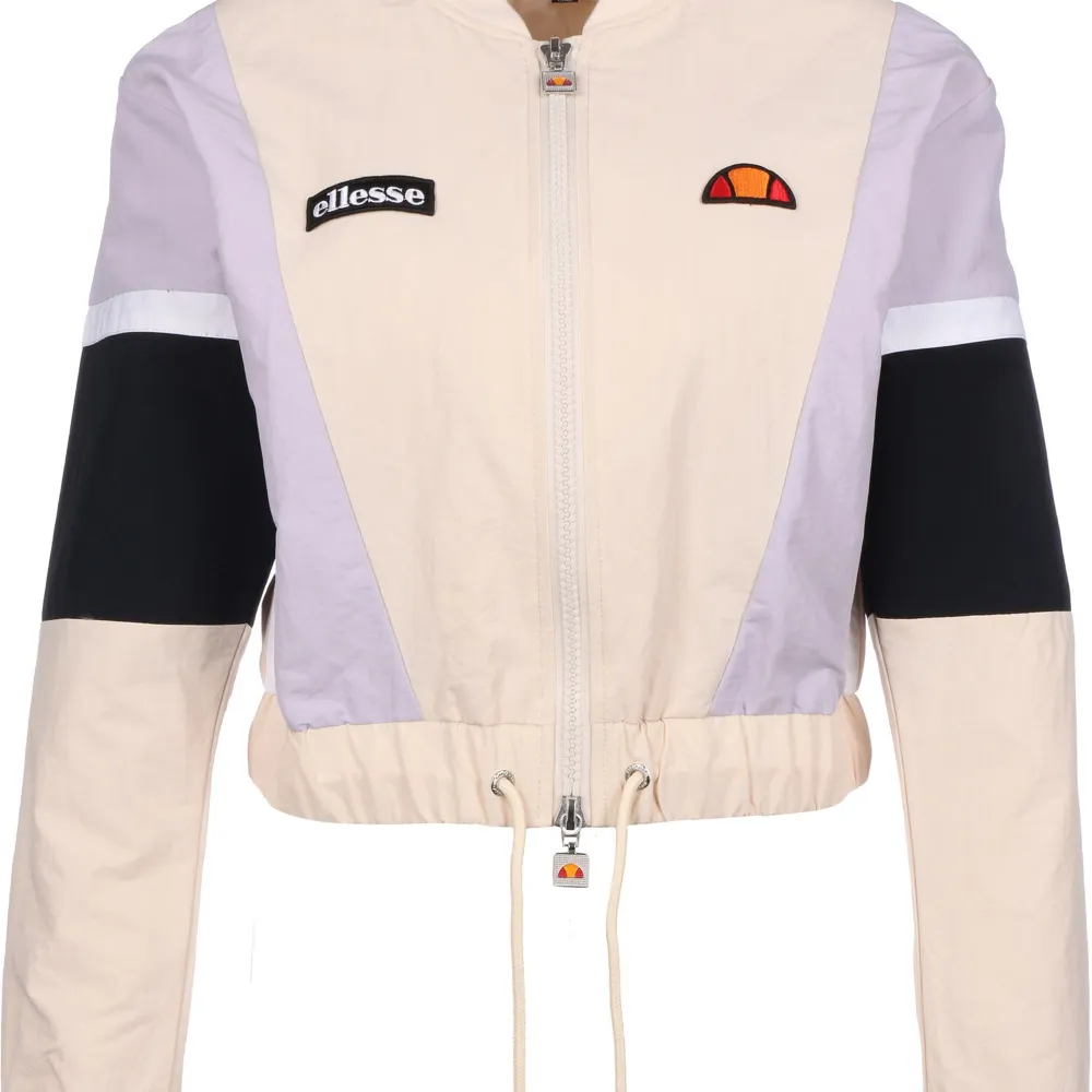Matching Ellesse Shiaro Track Jacket and matching  Poscuro Shorts in size 34, colour Beige. Brand new, never worn, with tags. . Jackor.