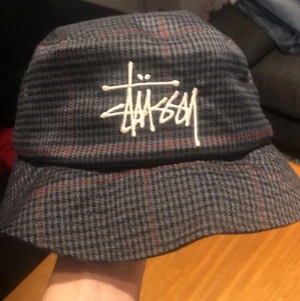 Stüssy Bucket Hat, Aldrig Använd.  - Enkel Stüssy Bucket Hat, Aldrig Använd, Pris kan diskuteras.