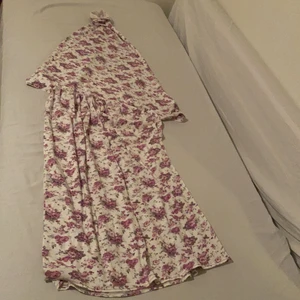 Bekläder - Dem är nya och har it använt dem en ända gång. Har köpt dem från Turkiet. 