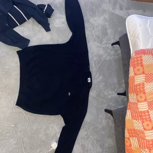 Stickad lacoste tröja - Storlek S-M