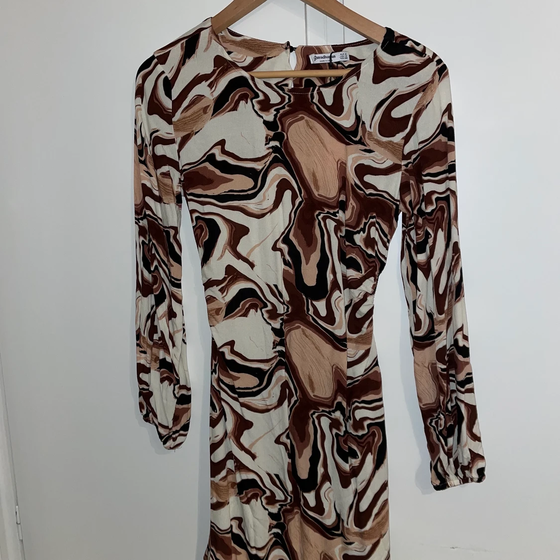 Klänning: aldrig använt  - 90