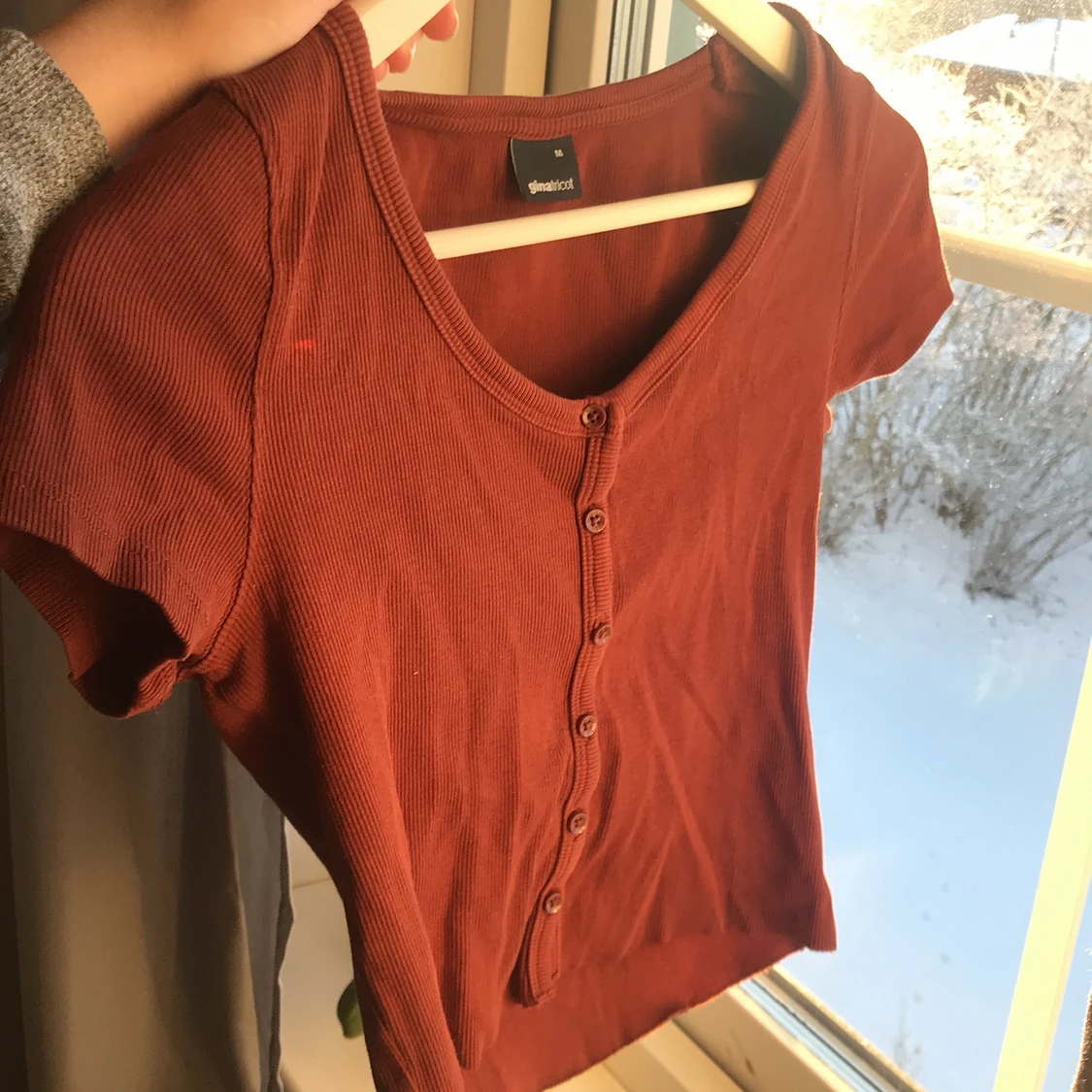 Röd blus från Gina tricot strl M