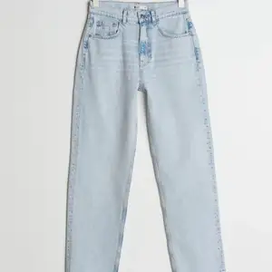 Blåa jeans från Gina tricot i storlek 36💙🐠
