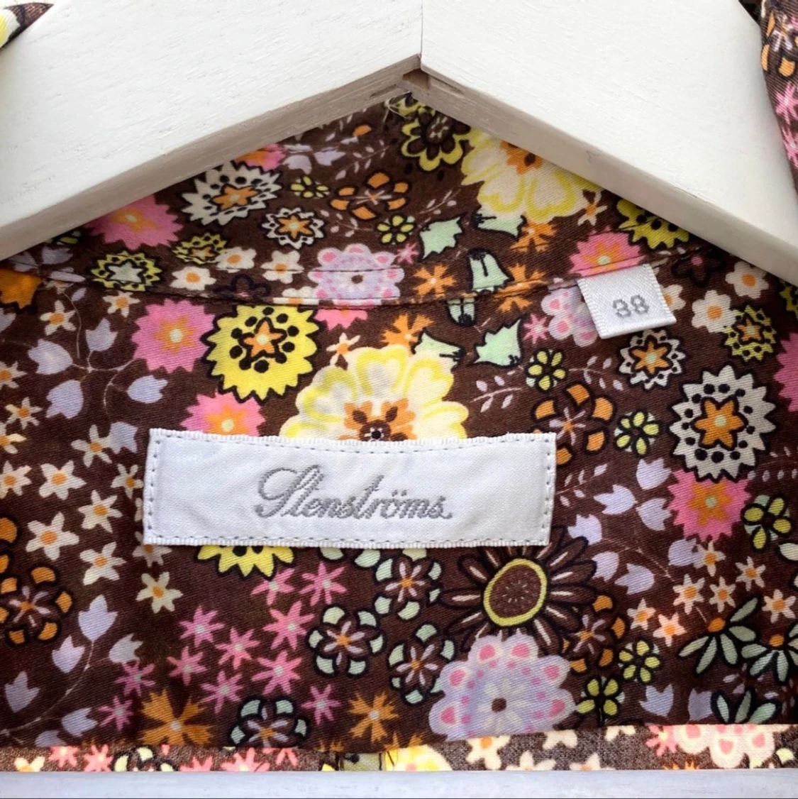 Blommig skjorta från Stenströms - 90