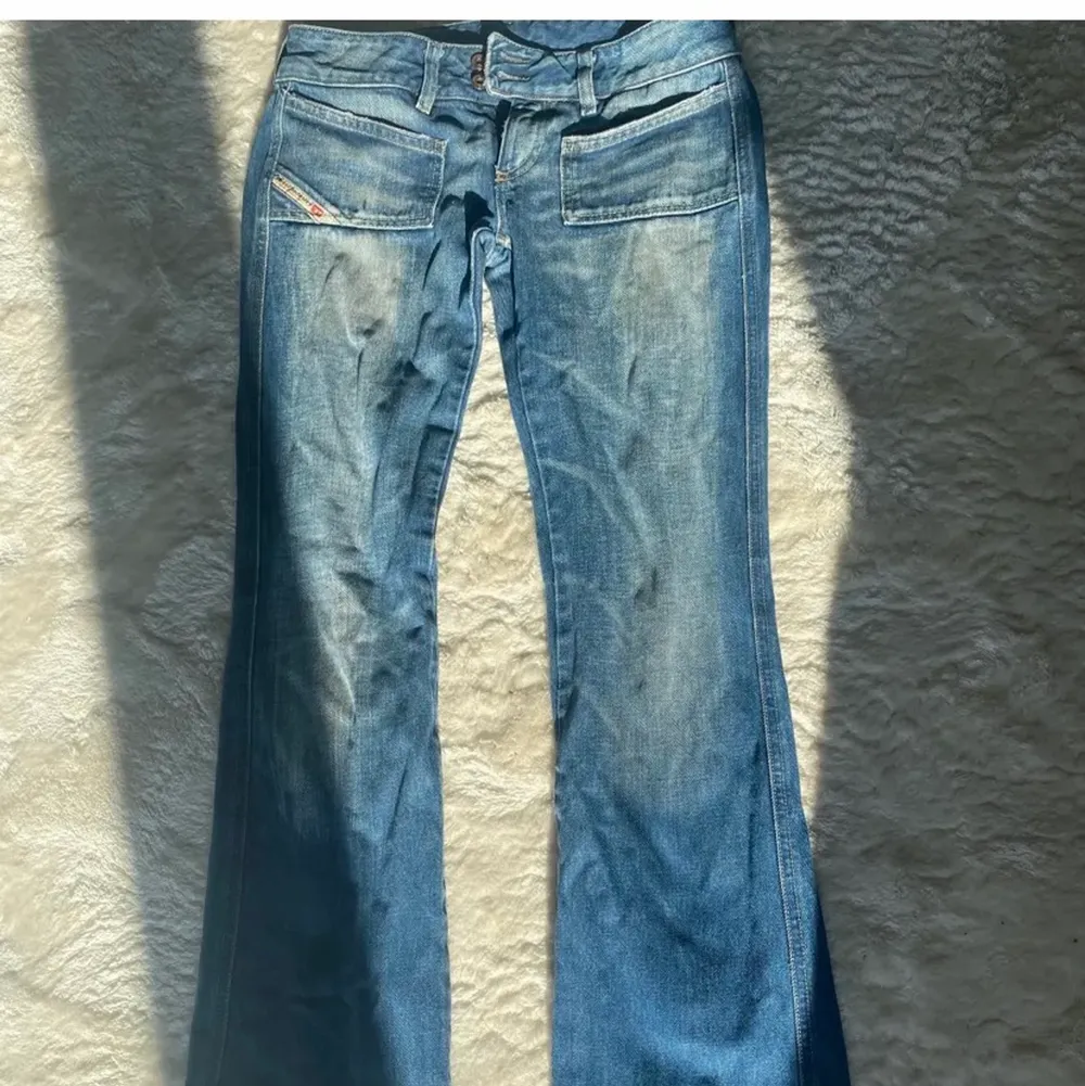 Diesel industry jeans i storlek 26, bootcut modell❤️ först till kvarn . Jeans & Byxor.