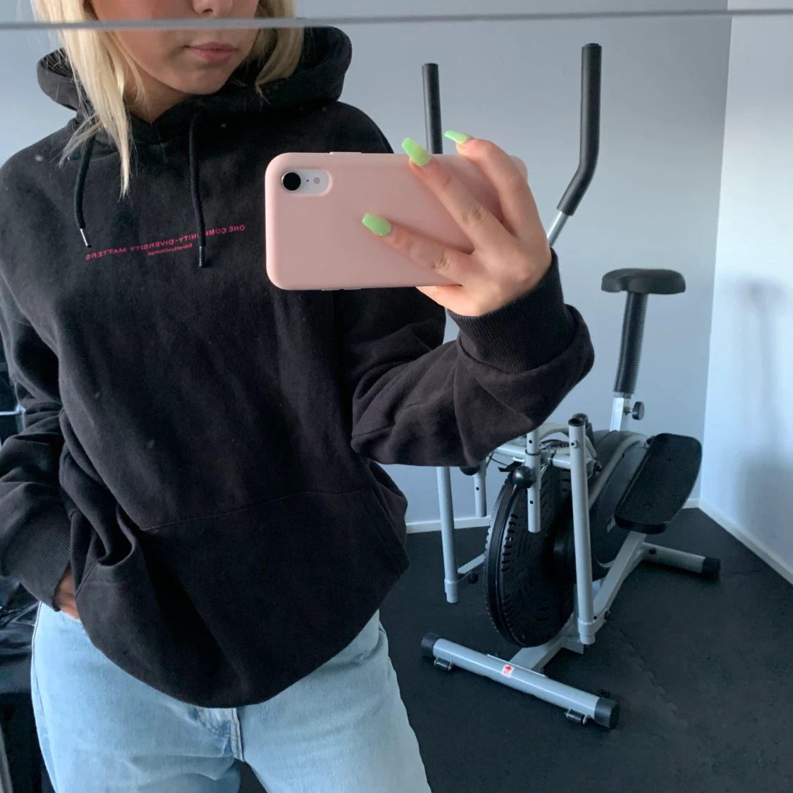 HOODIE - 90