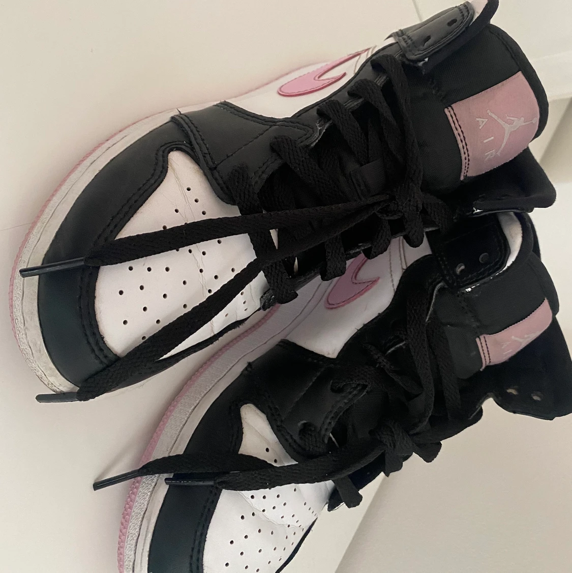 Jordan 1 Arctic pink💕 - 90
