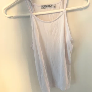 Linne - Oanvänt linne i kortare modell 