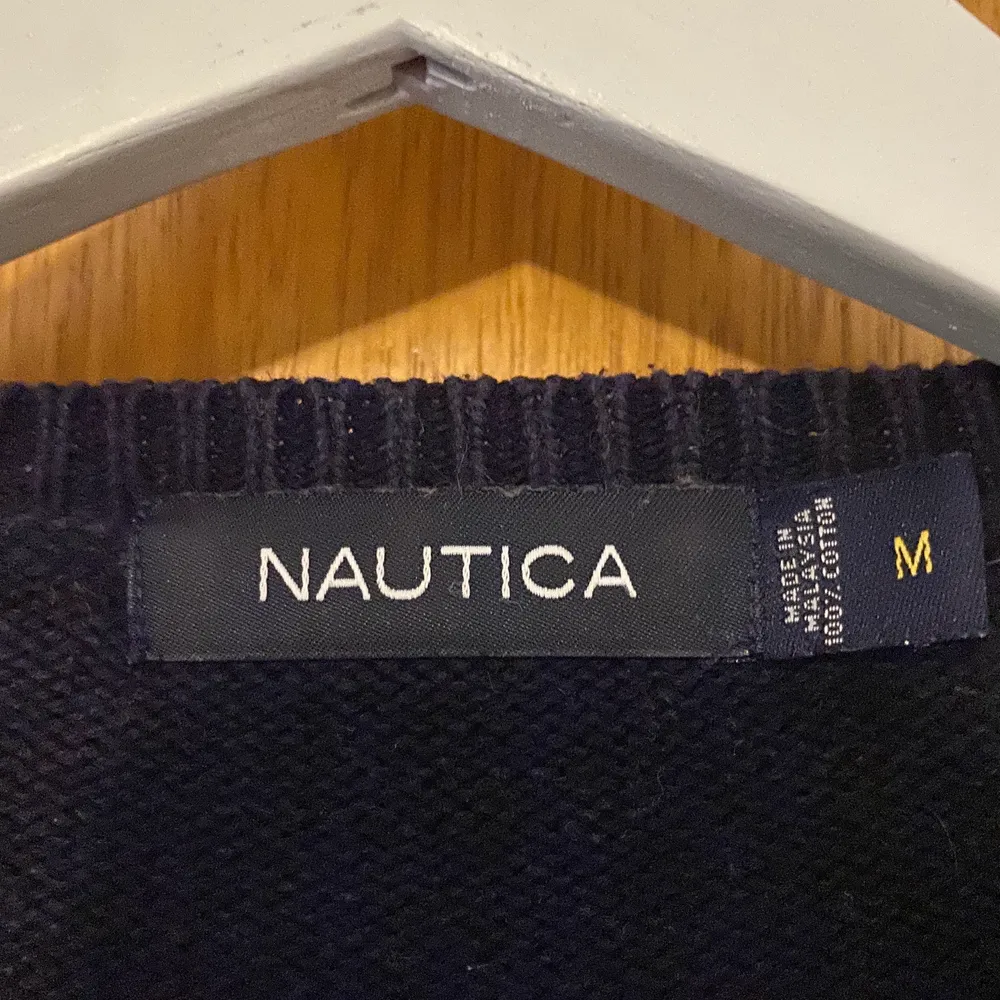 Marinblå tröja använd några gånger storlek M. Tröjor & Koftor.