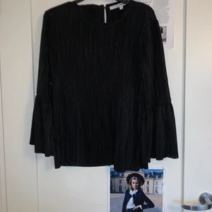 Blus - Svart randig blus