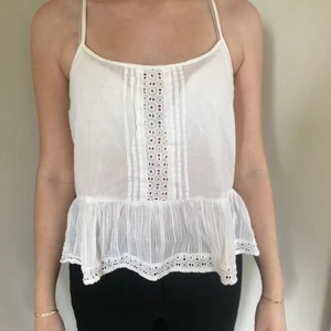 Vit topp från forever 21 - Storlek S 