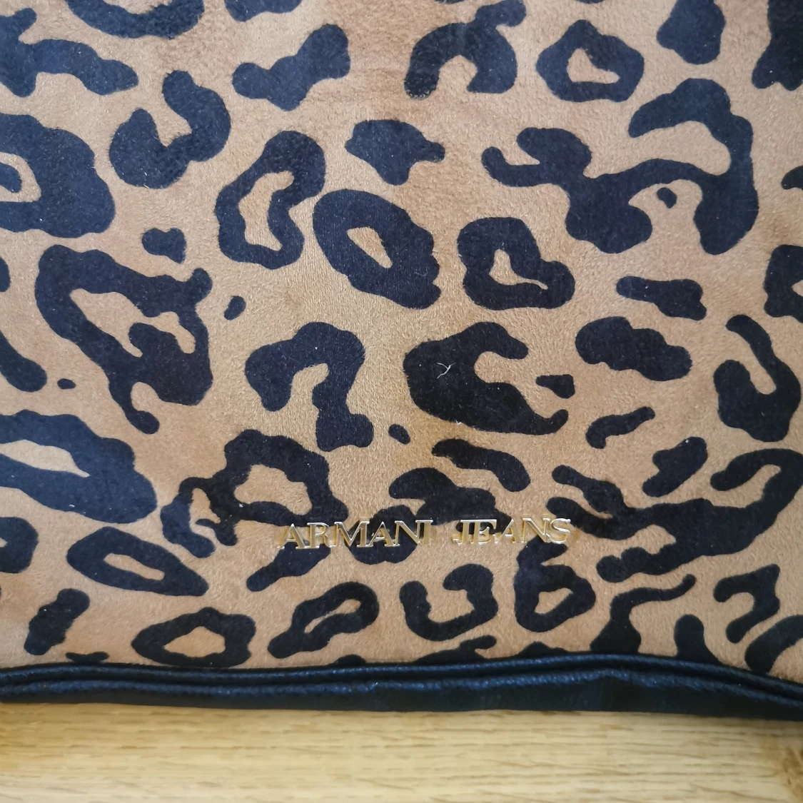 Äkta Armani väska  - 90