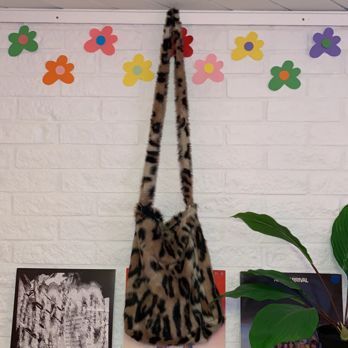 väska med leopardmönster - 90