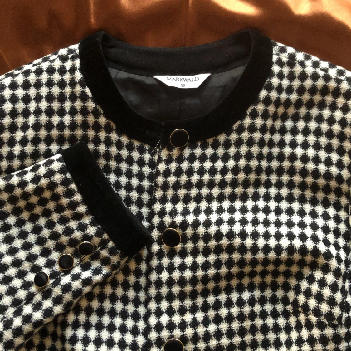 Svartvit-rutig jacka - 91