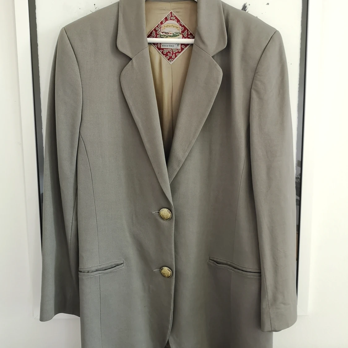 Oversized grå kavaj från Pret a Porter