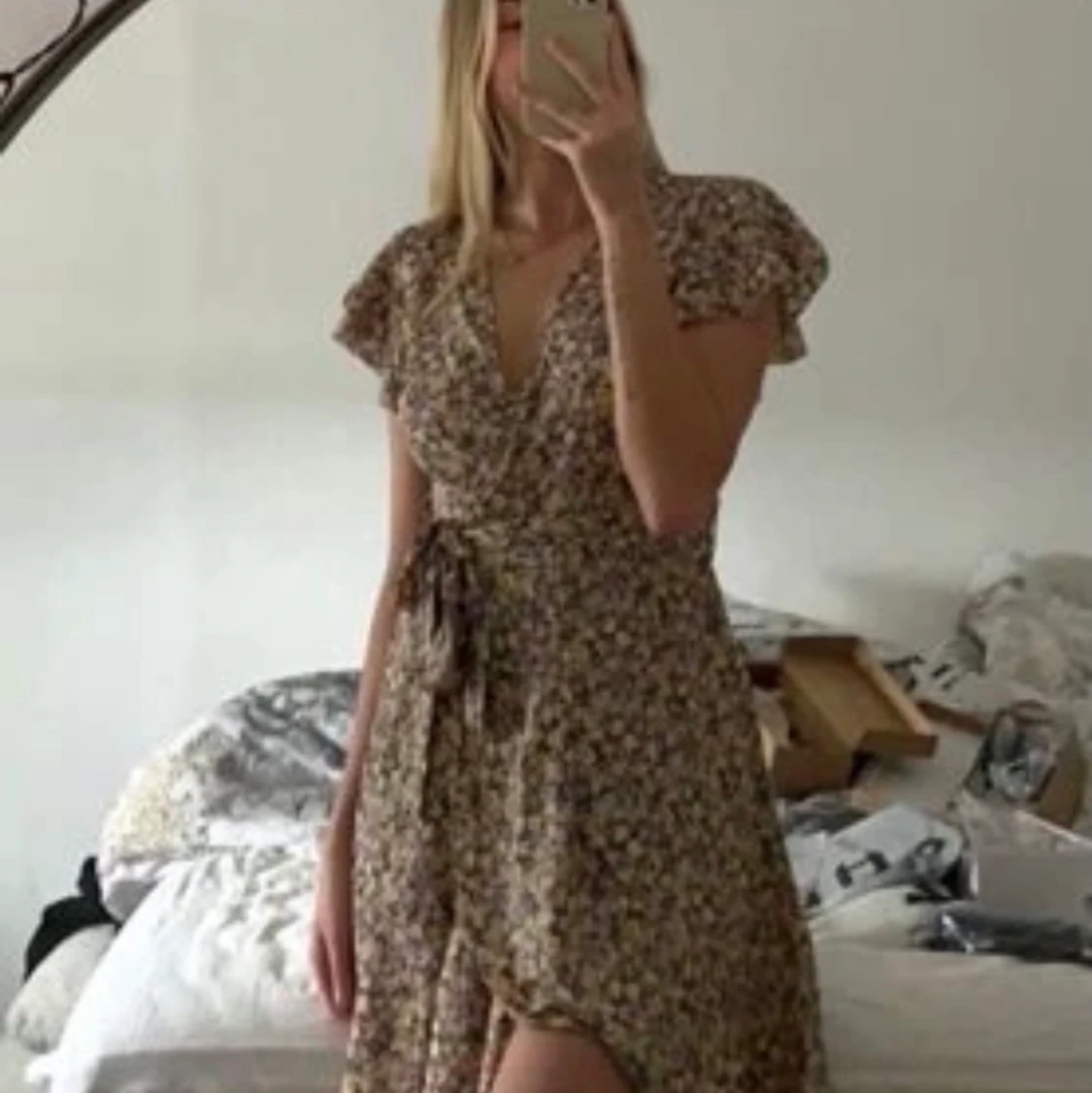 Blommig klänning - 90