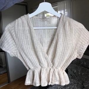 Topp - Supersöt topp från pull and bear! Köpt second hand💓💓