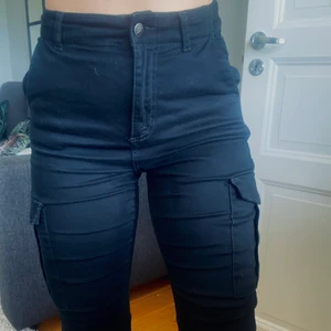 Cargo byxor - Från Carlings