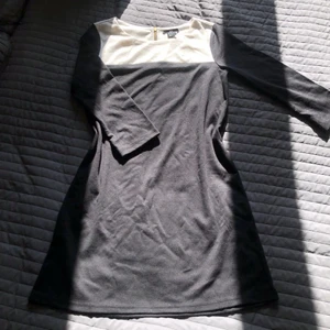 Klänning. Storlek XS - Sitter fint på. 