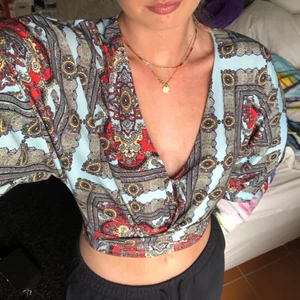 Blus  - Ej använd tyvär!!