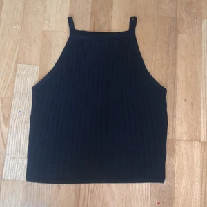 Linne - Strl s men passar nog m också. Frakt ingår💕