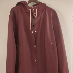 Regnjacka - Fin regnjacka från Stutterheim. Storlek M.
