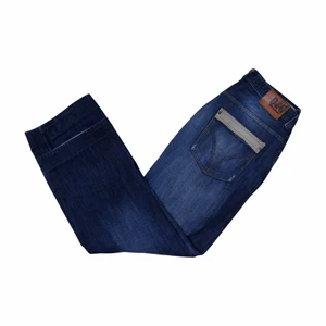 Vintage Dolce & Gabbana Jeans - Vintage Dolce & Gabbana Jeans. Size: ”Oversized”. Mått; Midja: 46cm. Benöppning: 23,5cm. Längd: 108cm. Innerbenslängd: 76cm. Bra vintageskick.