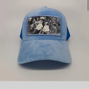 Keps SÖKES - Någon som säljer dessa? Skriv dm