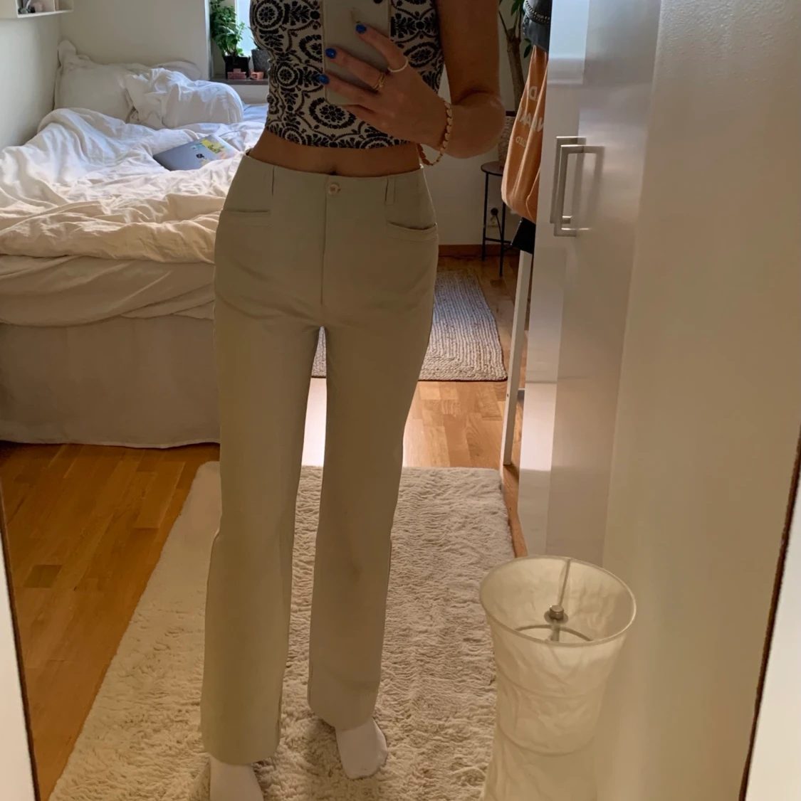 Beige kostymbyxor  - 90