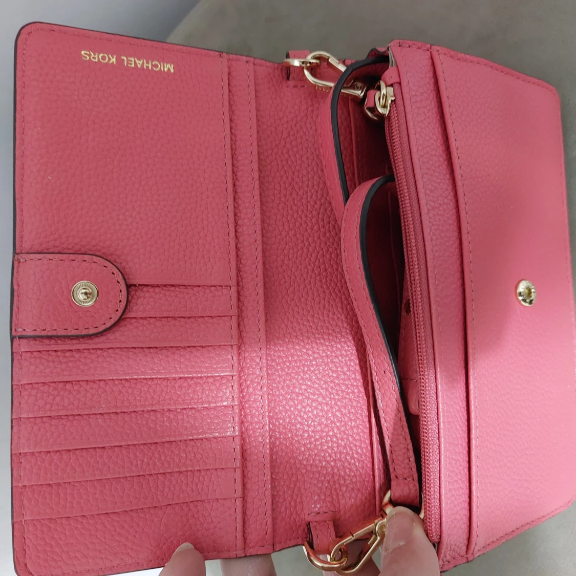 Äkta Michael Kors axelväska - 90