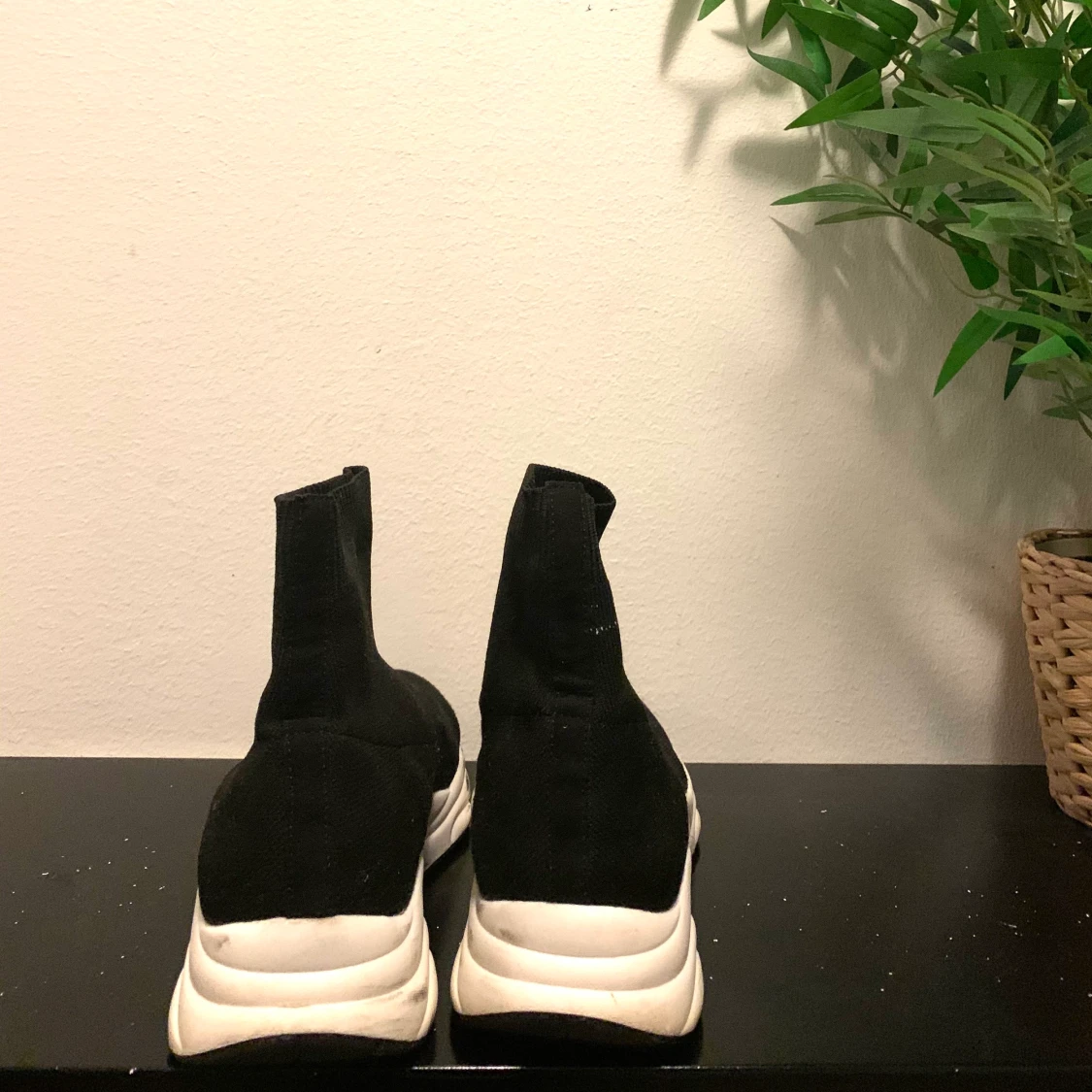 Höga sneakers storlek 40 - 90