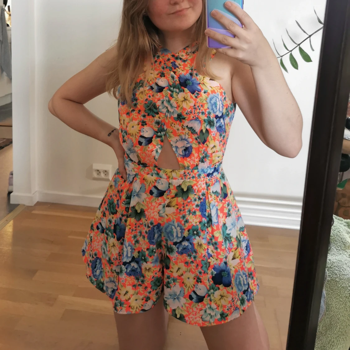 Blommig Playsuit / Byxdress 36 (XS/S) 