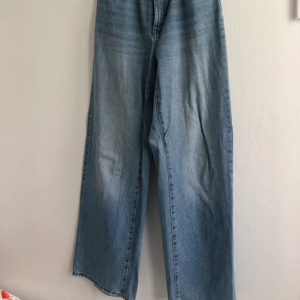 Wide leg jeans från Lindex, jätte fin passform💖💖. Jeans & Byxor.