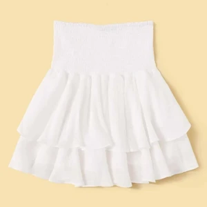 Volang kjol  - Går jätte bra att använda som topp / blus! köparen står för frakten!