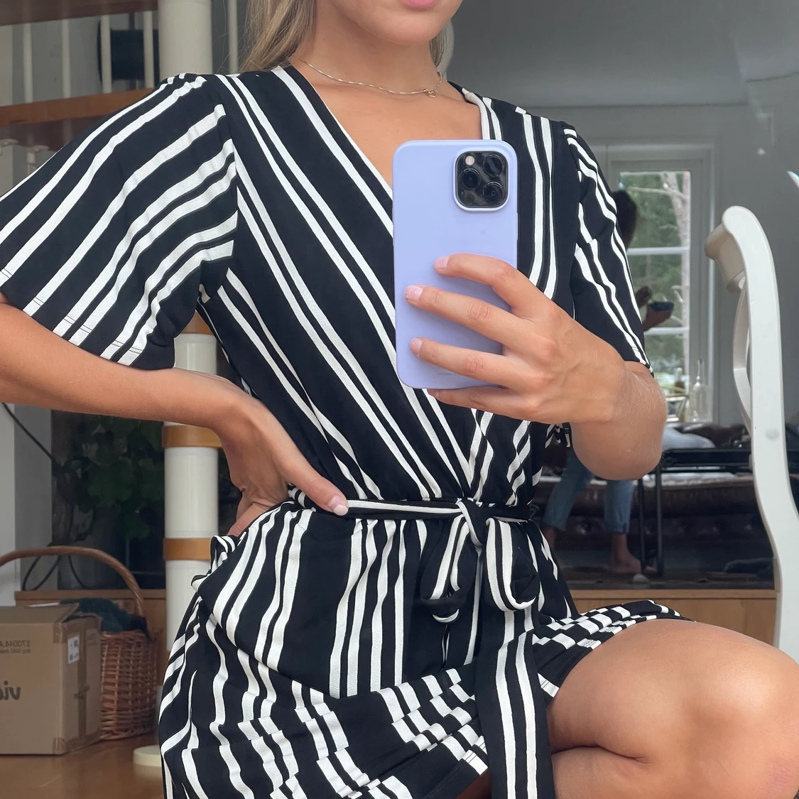 Svart och vit klänning i stl S - 90