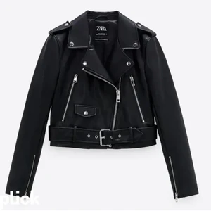 Jacka - Säljer en jättefin oversized skinnjacka från zara, sparsamt använd. Skriv privat för fler bilder!💕