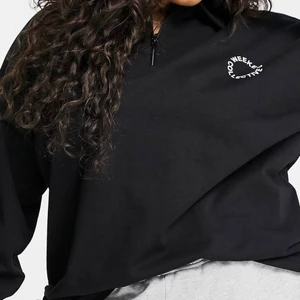 Weekend collective pike  - Oanvänd och kvar i förpackningen då den inte är öppnad 🥰 pris går att diskuteras vid snabb affär 🐸