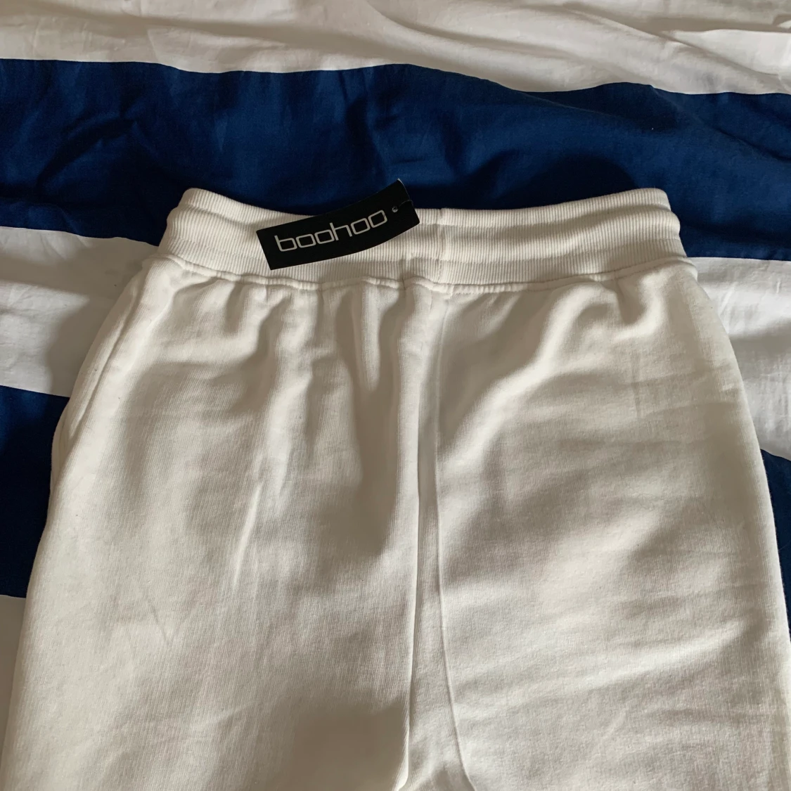 Vita mjukisbyxor - 90