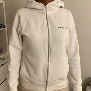 Sail racing kofta  - Vit kofta av sail racing märket i storlek xs/S