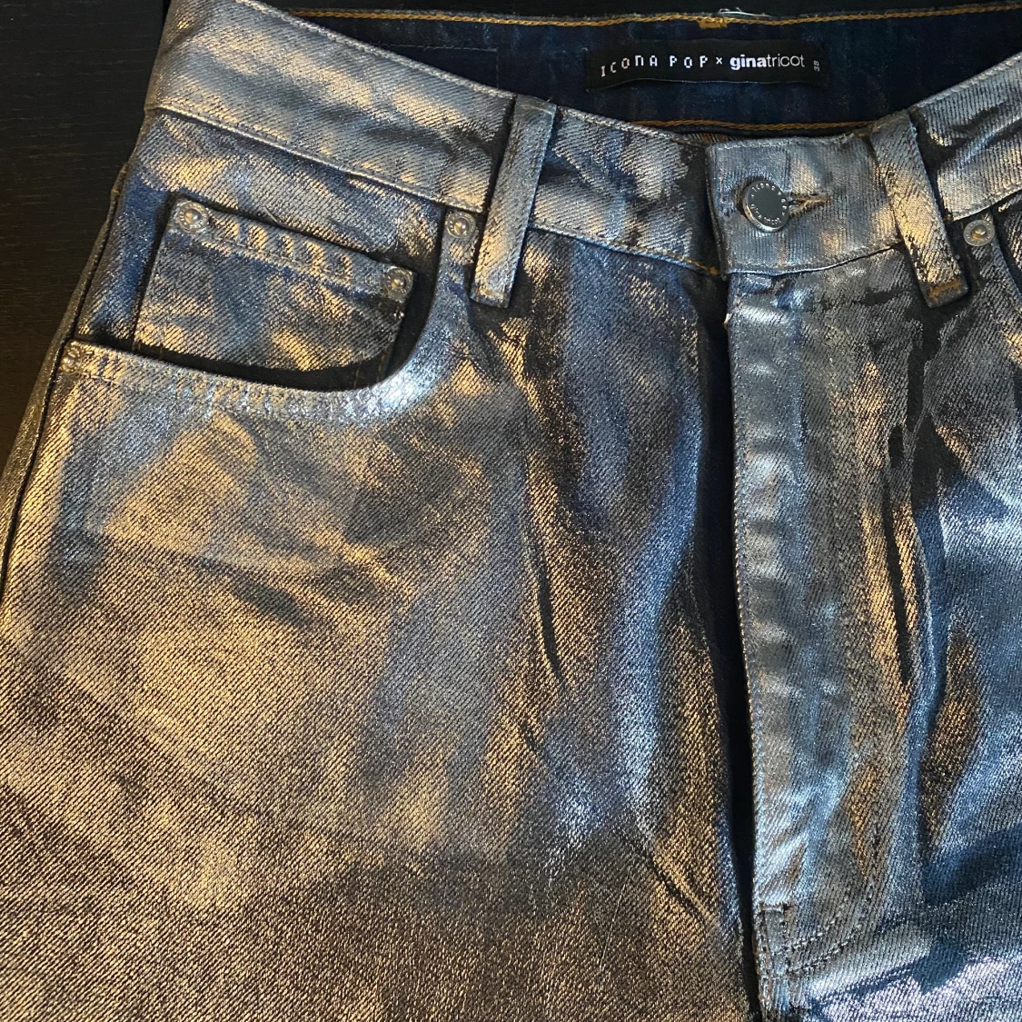 Glitter jeans från  Gina tricot x icon pop 