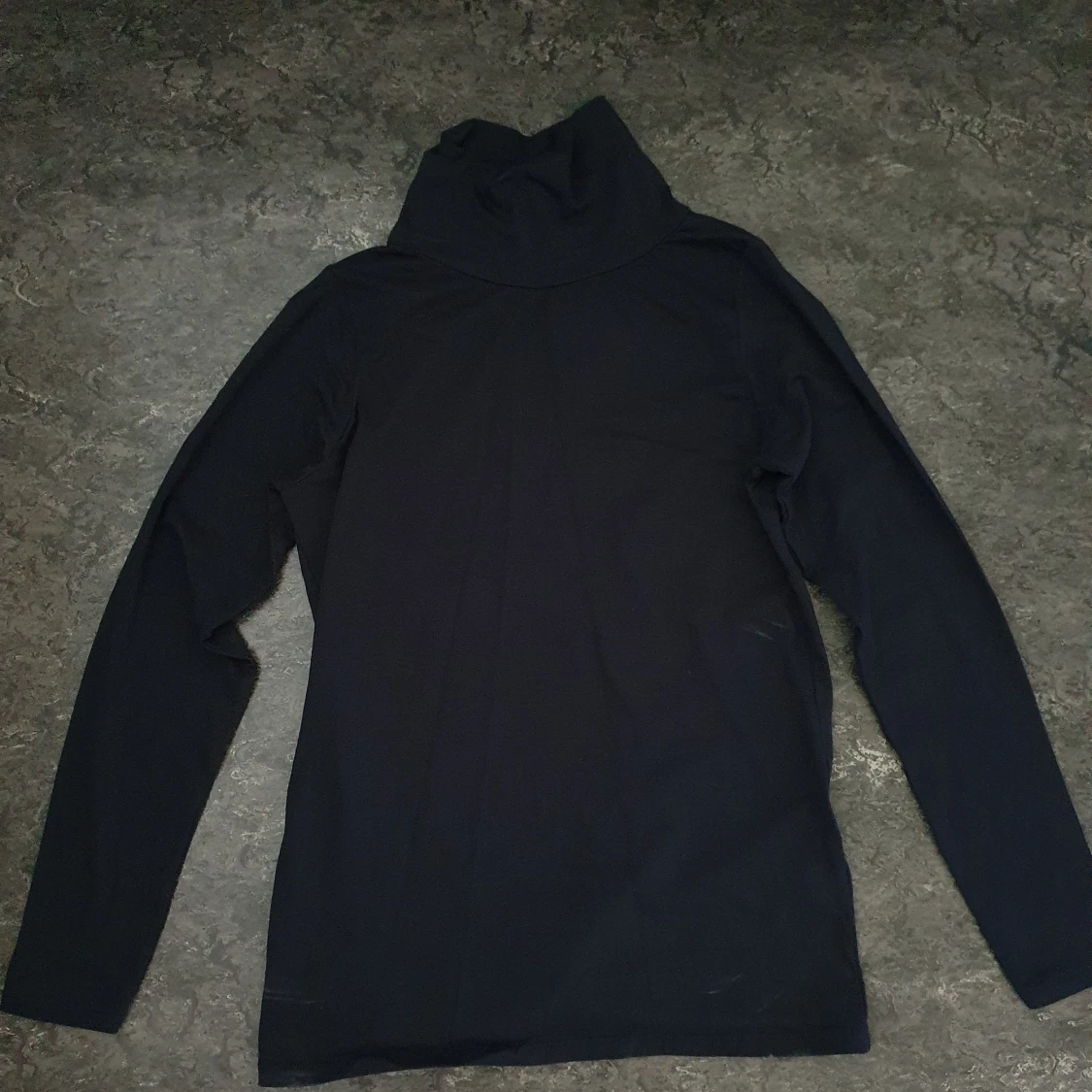 Marinblå polotröja