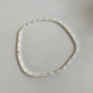 Pärlarmband  - Fixar pärlarmband i olika färger och teman bara att höra av sig