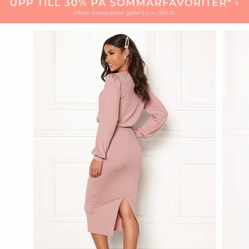Säljes denna fina ribbade ljusrosa klänning i storlek XS. Från bubbleroom 🥰🌸. Klänningar.