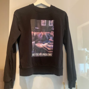 Sweatshirt  - En fin Sweatshirt som ej kommer till användning mer. 