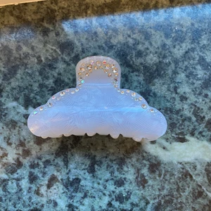 Klämma  - Helt oanvänd klämma med dina stenar💖💖💖