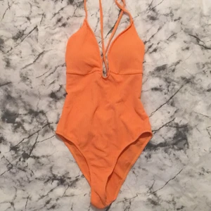 Bikini baddräkt  - Säljer en helt ny och oanvänd bikini i stl xs. 100kr FRI FRAKT 