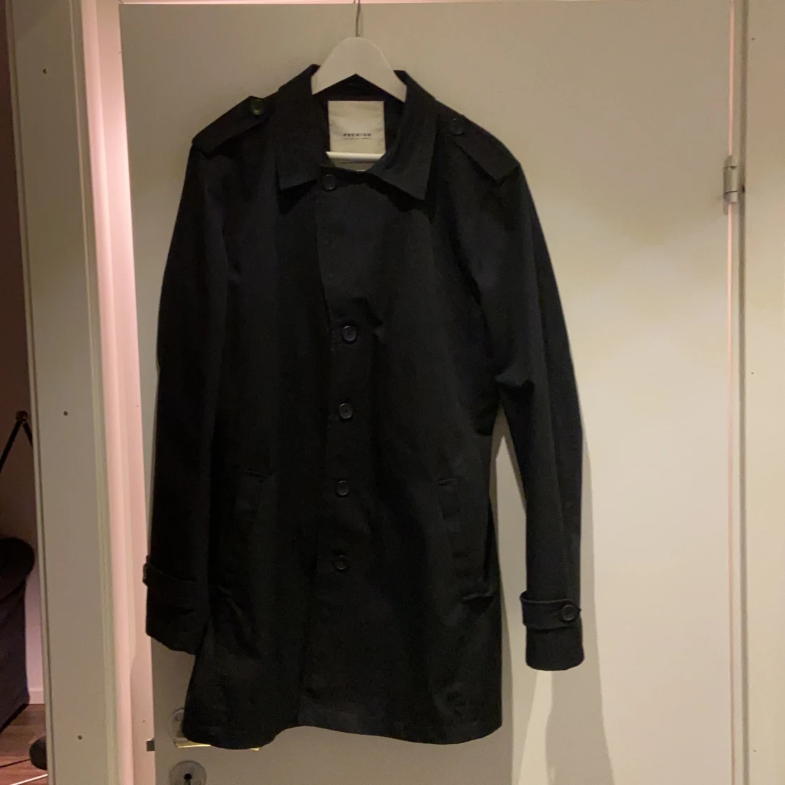 Rock från Jack and Jones i storlek M