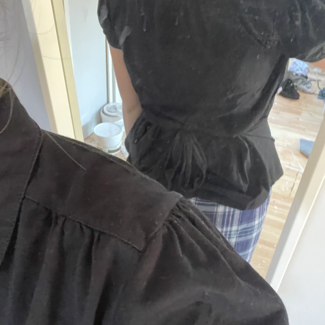 Tröja med knytning där bak - 90