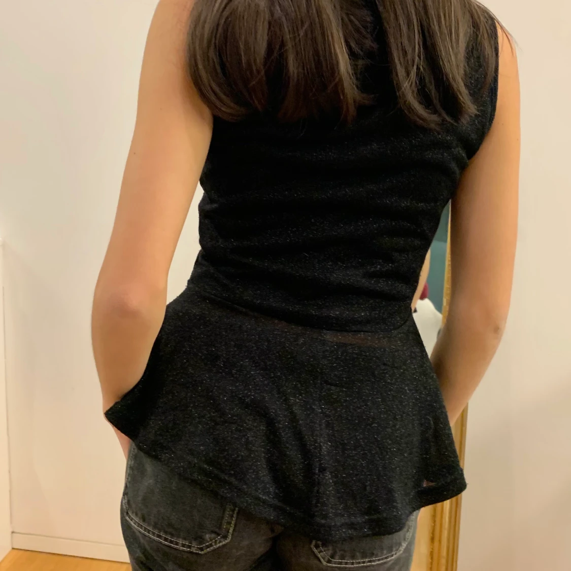 Trendig glittrig festtopp🖤💫 - 90